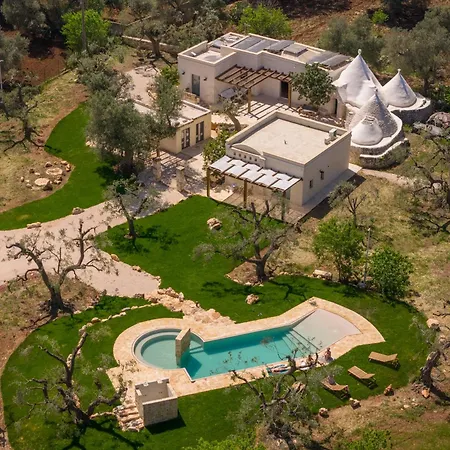 Trulli Corte Kalia Con Piscina Privata Ceglie Messapica
